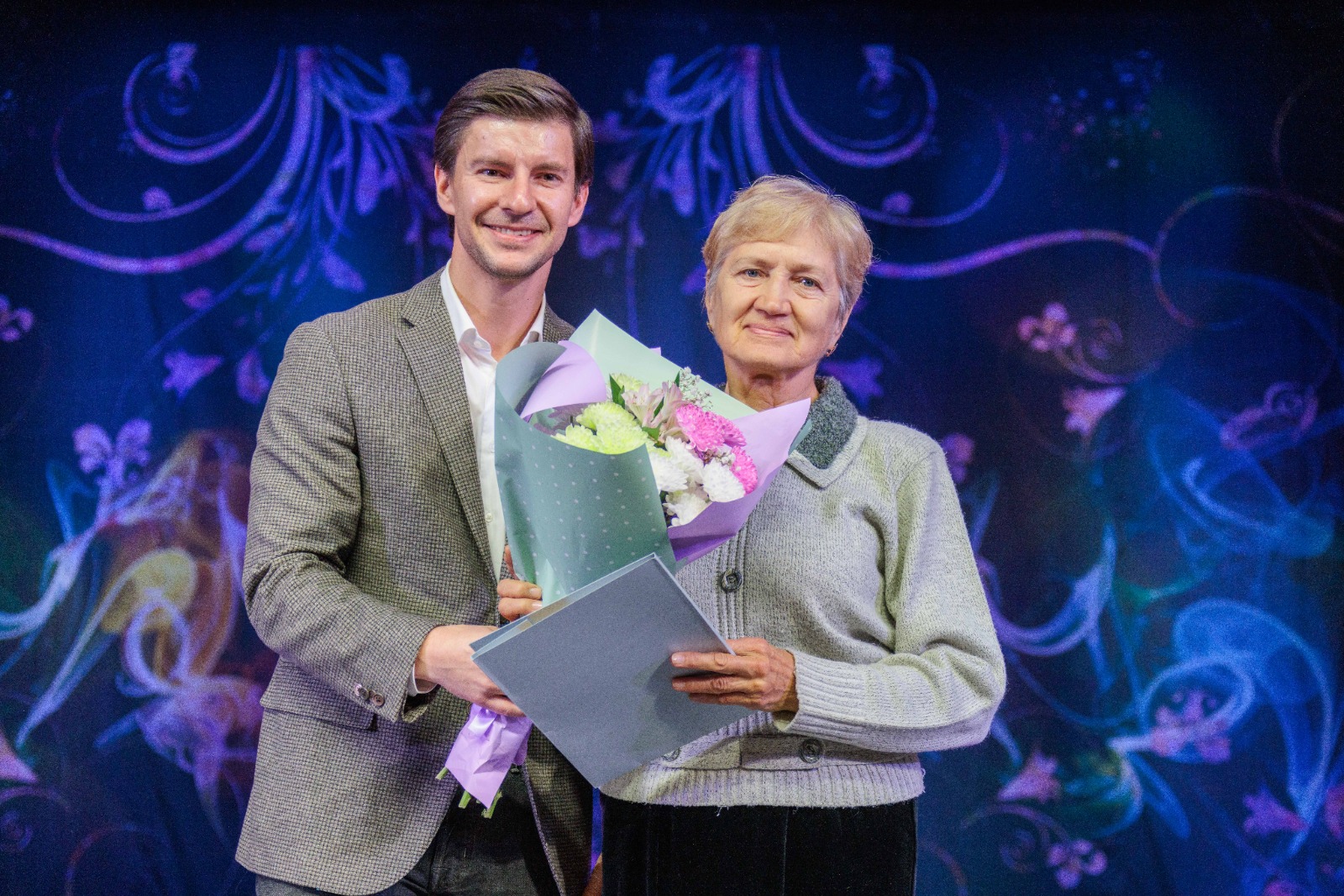 Фото - ЕВРАЗ направил более 1 млрд рублей за 3 года на поддержку ветеранов предприятий Сибири, Урала и Тулы